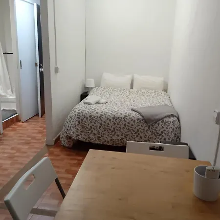 026l Poblasec Atic Izquierda Apartment Barcelona